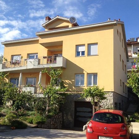 Apartment Julie 4 Rijeka Exteriör bild