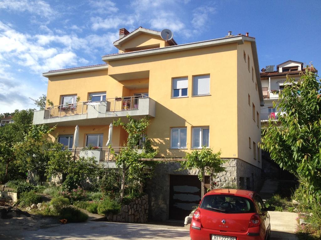 Apartment Julie 4 Rijeka Exteriör bild