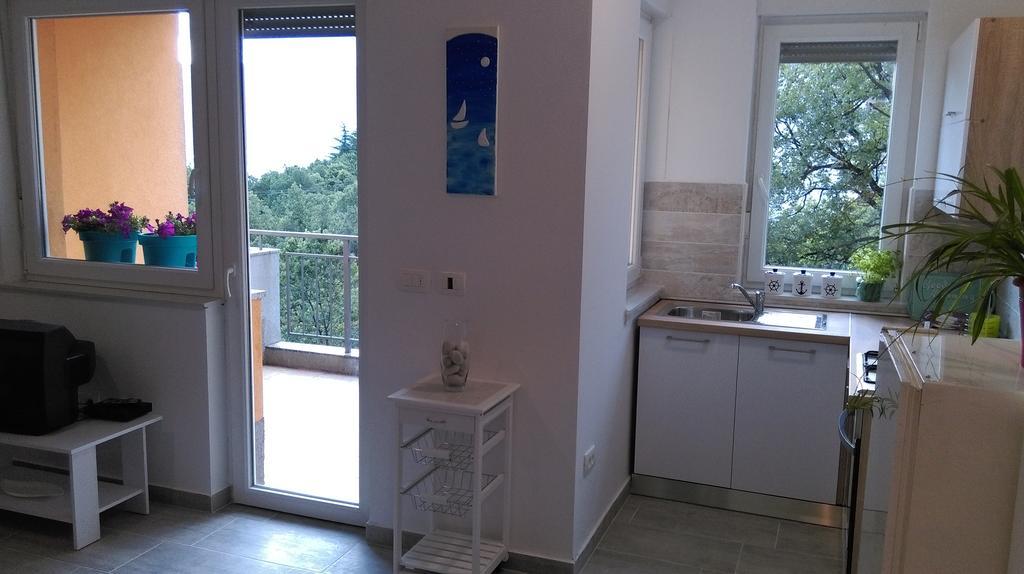 Apartment Julie 4 Rijeka Exteriör bild